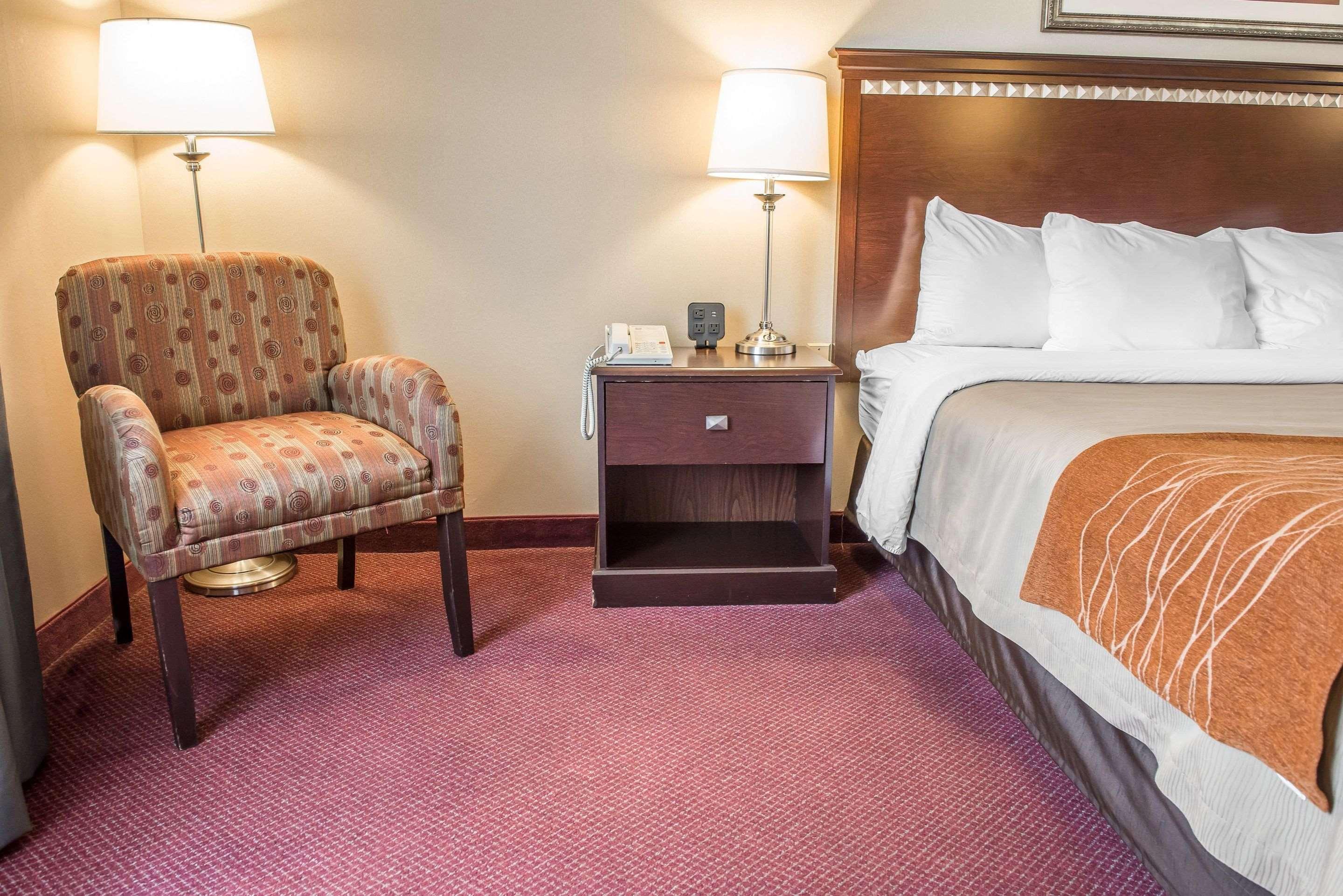 Wingate By Wyndham Pittsburgh New Stanton Hotel Ngoại thất bức ảnh